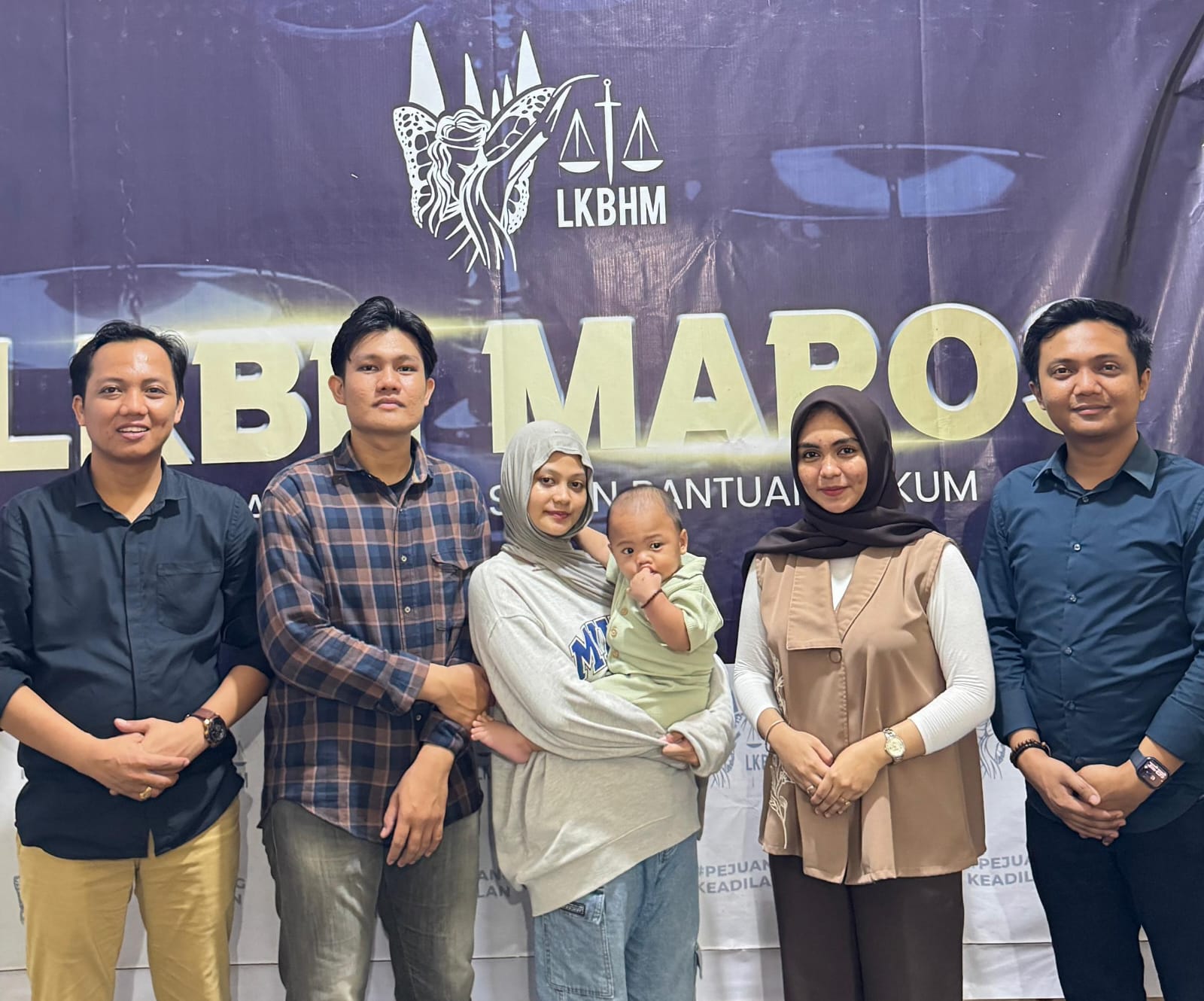 Polemik Penguasaan Bayi Di Maros Berakhir Damai, Dewi Fatimah Apresiasi Polsek Camba Dan Dinas DP3A Maros. | Newstv Indonesia