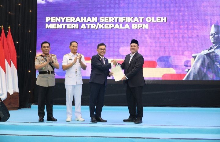 Serahkan Sertipikat Hak Pakai untuk Lemhannas RI, Menteri Nusron: Perkuat Kepastian Hukum Aset Negara | Newstv Indonesia
