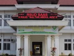 Diduga Ditahan karena Tunggakan Biaya, Bayi dari Keluarga Miskin Akhirnya Dipulangkan RSUD SAAS Peureulak