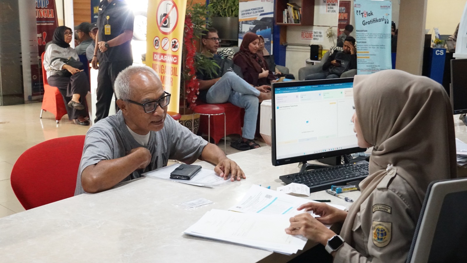 Urus Sendiri Tanpa Perantara, Masyarakat Rasakan Perubahan Layanan Pertanahan | Newstv Indonesia