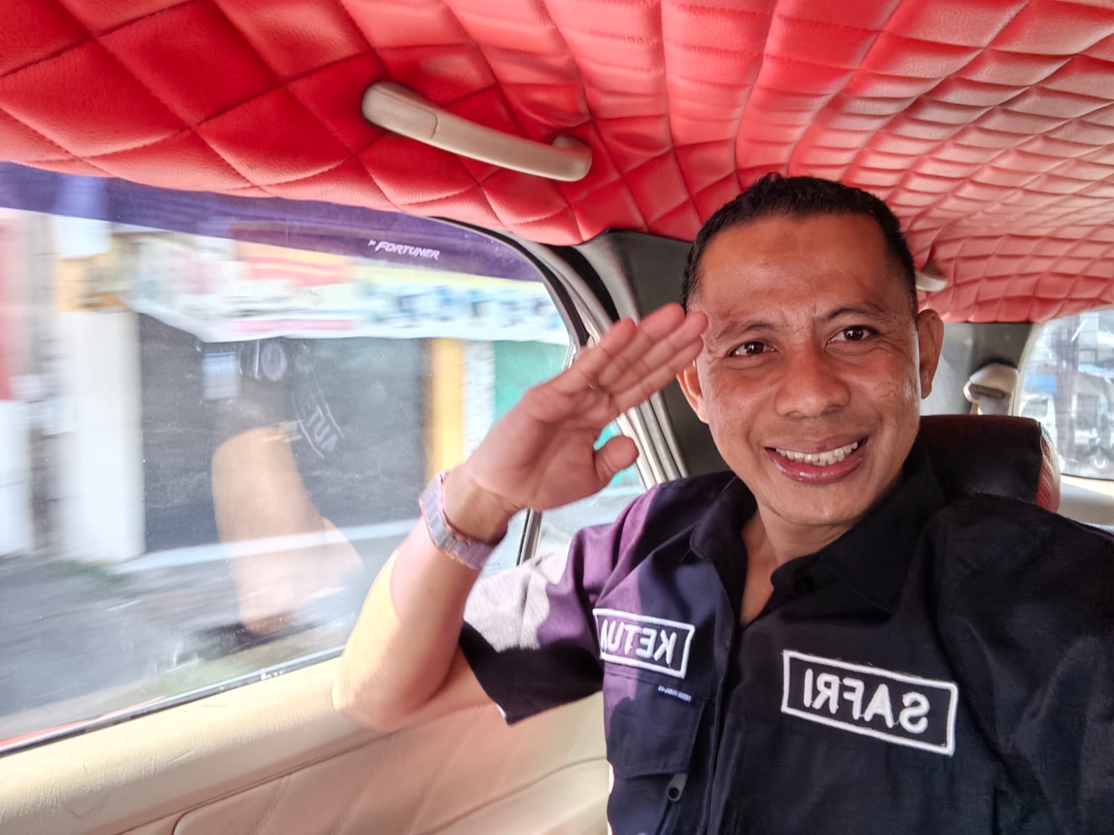 SOSOK SAFRI DAENG NGERHO: FIGUR DEKAT DENGAN RAKYAT, AKTIF DI BIDANG SOSIAL, KEAGAMAAN, HUKUM DAN POLITIK DI JENEPONTO | Newstv Indonesia