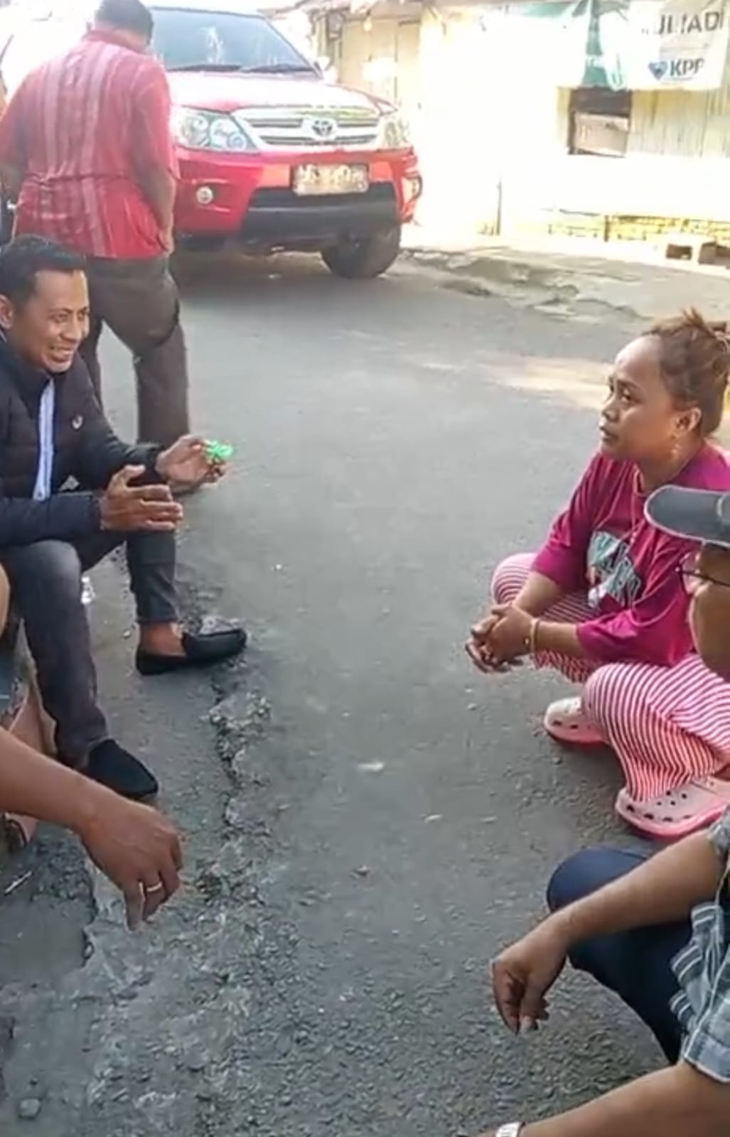 Ketua DPC LAKI Jeneponto Angkat Bicara Soal Dugaan Pengrusakan Papan Bicara di Lahan Milik Ince Bora di Bulukumba Menulis | Newstv Indonesia