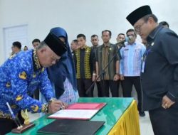 Perkuat Reformasi Birokrasi, Wali Kota Padangsidimpuan Lantik 29 Pejabat Administrator dan Pengawas