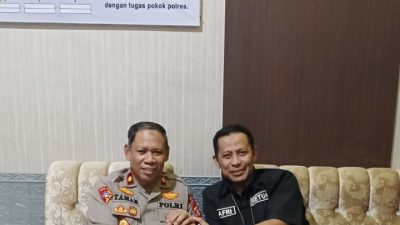 DPC LAKI Jeneponto Perkuat Sinergi dengan Wakapolres Sinjai dan Berikan Pendampingan Hukum kepada Masyarakat di Pengadilan Agama | Newstv Indonesia