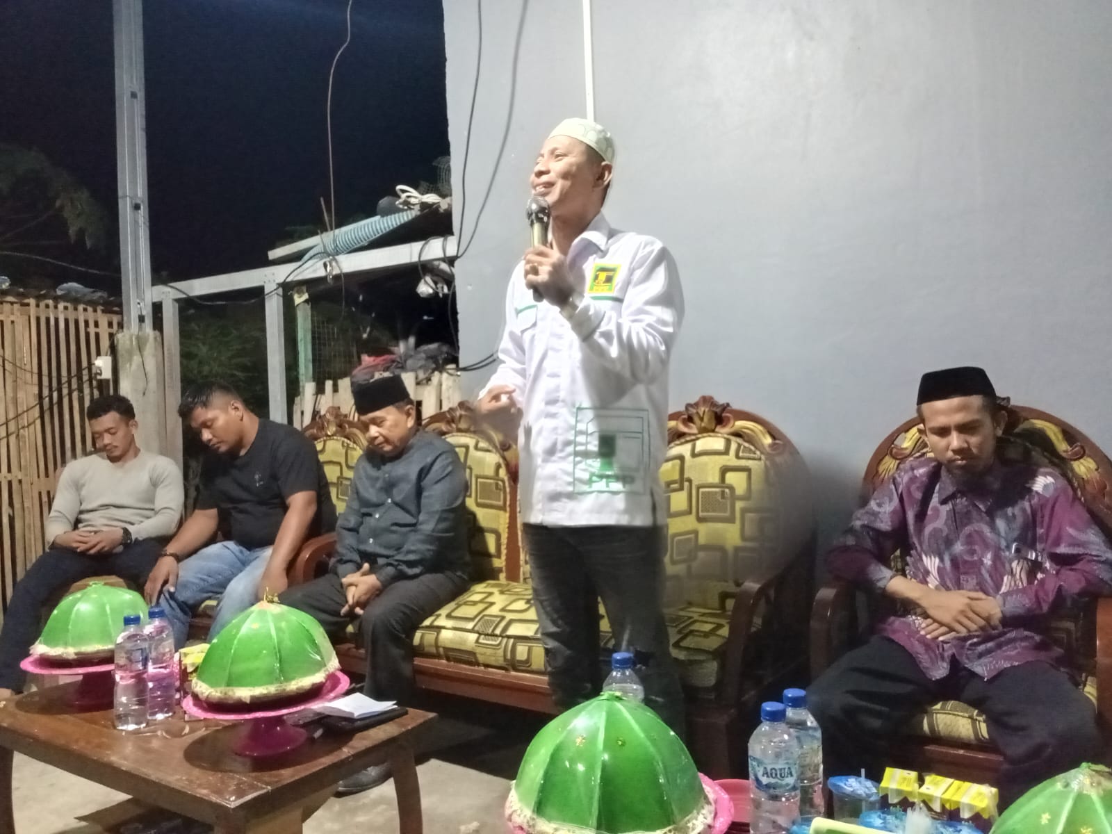 SAFRI DAENG NGERHO HADIR DI TENGAH MASYARAKAT, MERAWAT SILATURAHMI DAN MEMBANGUN KEPERCAYAAN UNTUK PPP JENEPONTO | Newstv Indonesia