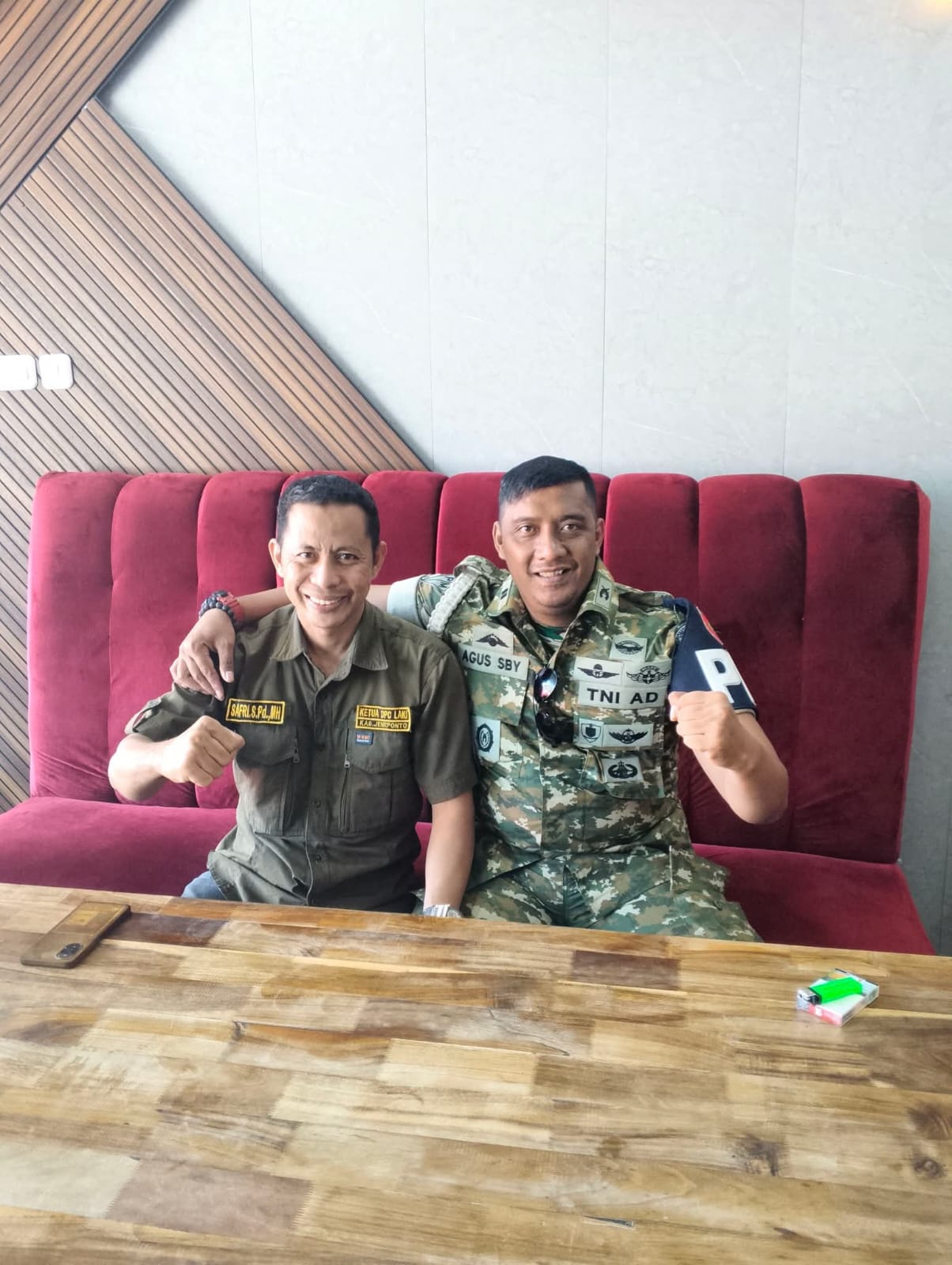 KETUA DPC LAKI KABUPATEN JENEPONTO UCAPKAN SELAMAT ULANG TAHUN KE-39 KEPADA LETTU CPM AGUS SOEBIANTORO | Newstv Indonesia