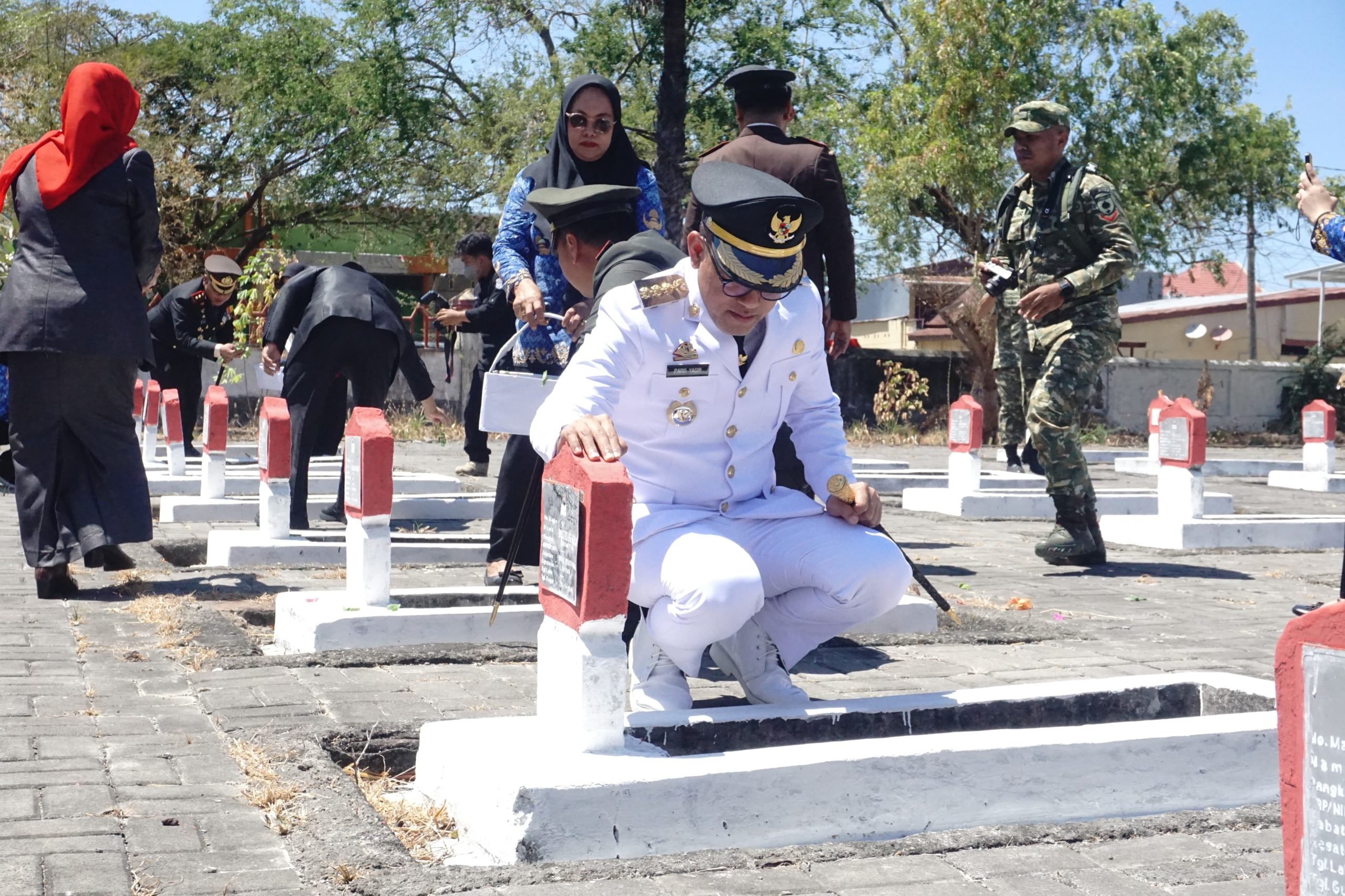 Peringati HUT ke-81 Kemerdekaan RI, Bupati Jeneponto Hadiri Ziarah di Taman Makam Pahlawan | Newstv Indonesia