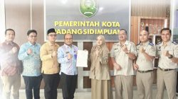 Aset Pemko Makin Terlindungi! Kantah Padangsidimpuan Serahkan 37 Sertipikat Tanah | Newstv Indonesia