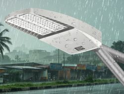 Pengadaan 3 Tiang Lampu Jalan Tenaga Surya di Huta Raja Capai Rp200 Juta, Oknum Kades Disorot dan Diminta Diperiksa
