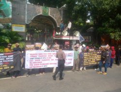 Gerakan Aktivitas Jakarta Gelar Aksi di Mabes Polri dan Kejaksaan Agung Desak Penanganan Perkara Warga Riau