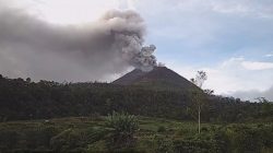 Sejak Erupsi Aktivitas Gunung Vulkanik Gunung Sinabung Kabupaten Karo Mengalami Peningkatan