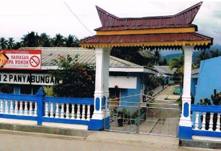 Dugaan Ketidaksesuaian Anggaran Perpustakaan & Pemeliharaan Sarpras SMKN 2 Panyabungan Disorot Tajam Publik | Newstv Indonesia