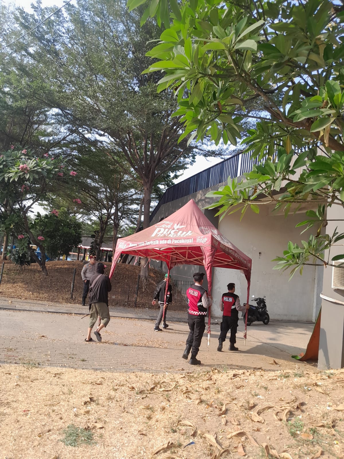Polisi Telusuri Dugaan Pungutan dan Aktivitas di Kawasan Kalijodo | Newstv Indonesia