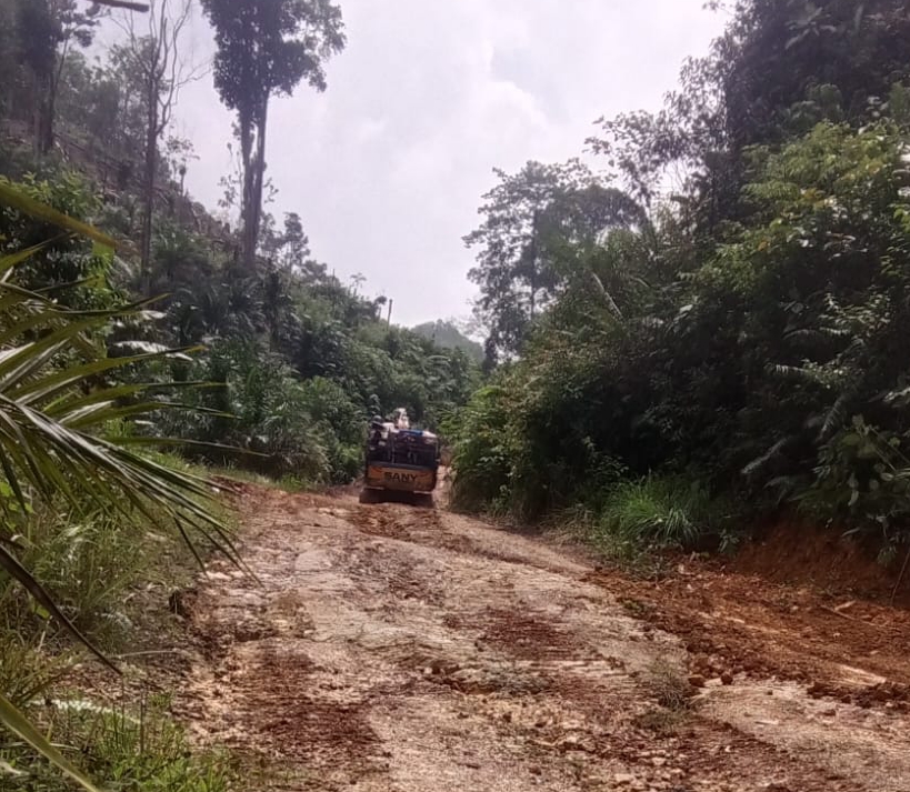 Diduga Inisial SN Mantan Oknum Polisi, Terlibat PETI di Aek Nabara Wilayah yang Dipegang oleh Guru Honorer Muara Soma | Newstv Indonesia