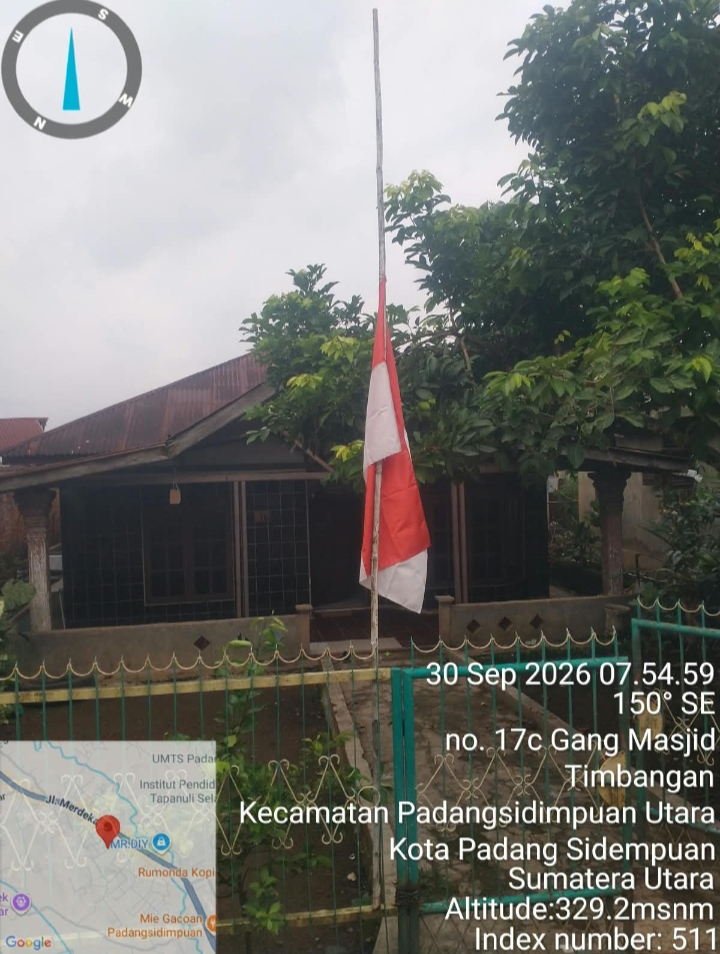 Tak Sekadar Imbauan, di Padangsidimpuan Salah Satu Kepling Langsung Kibarkan Bendera Setengah Tiang | Newstv Indonesia