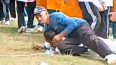 Viral, Dipakantan,Detik Detik Oknum Kasubbag kepegawaian Diduga Cekik Camat di Acara Haornas, kini Camat Merasa Tidak Nyaman Satu Kantor | Newstv Indonesia