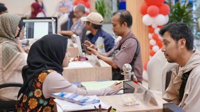 Di Tengah Kesibukan, Warga Manfaatkan PELATARAN untuk Urusan Pertanahan saat Akhir Pekan | Newstv Indonesia