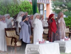 Anita Noveria Lismawaty Hadiri Hari Santri Nasional 2026 di Paluta, Sertipikat Tanah Wakaf Diserahkan