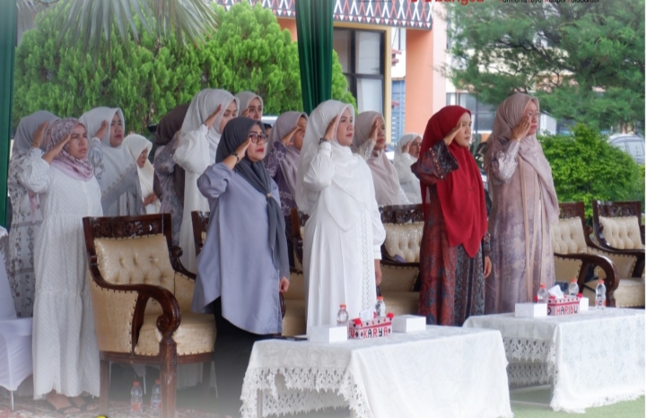 Anita Noveria Lismawaty Hadiri Hari Santri Nasional 2026 di Paluta, Sertipikat Tanah Wakaf Diserahkan | Newstv Indonesia